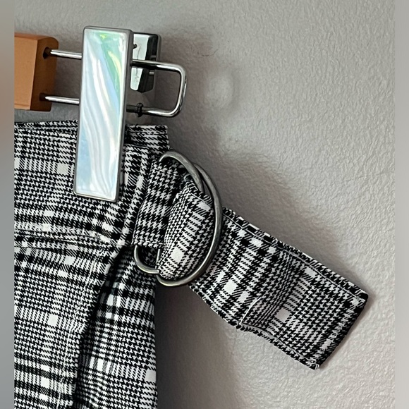 Women’s Hollister Plaid Faux Wrap Ultra High-Rise Mini Skort / Short - Picture 3 of 11